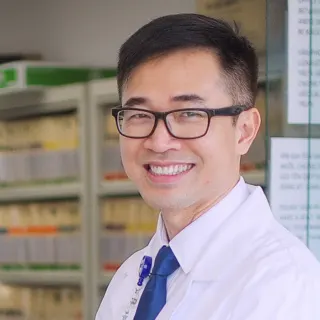 Dr Wynn Tran