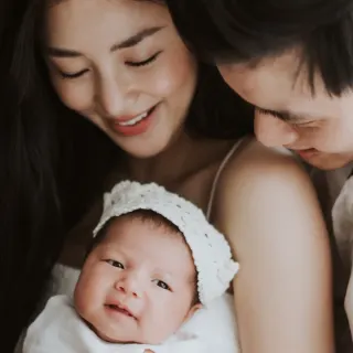 Hạt Nhài Family