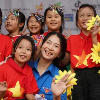 Lê Bống