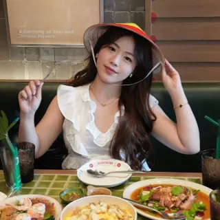 Vi May
